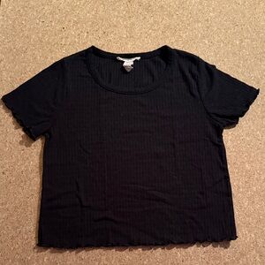 Caution To The Wind Black Ribbed Short Sleeve Crop Top size medium